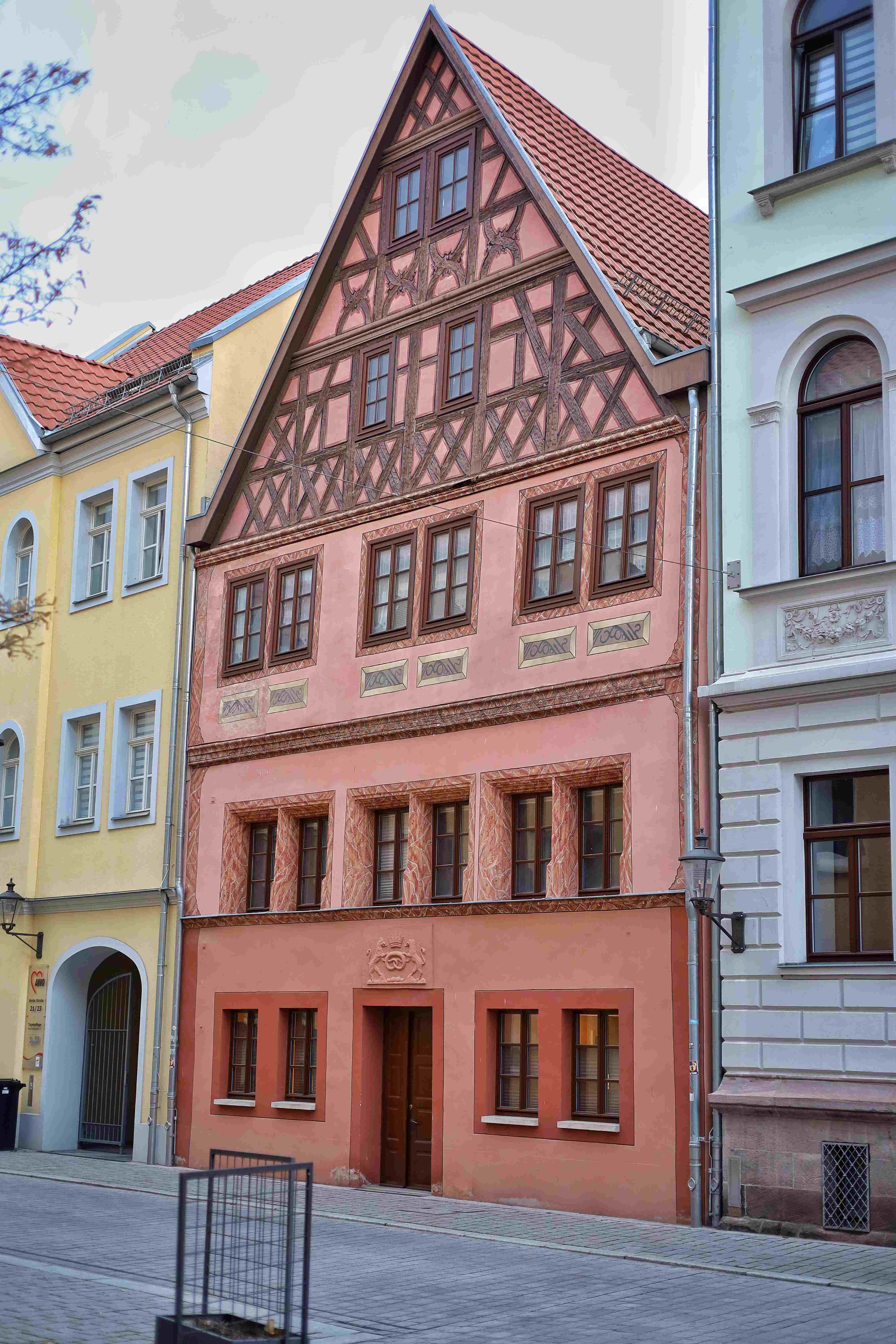 Das Bild zeigt die Alte Bäckerei von außen. 